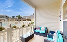 Leeward Manor